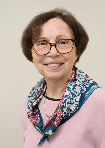 photo of Ozgul Muneyyirci-Delale