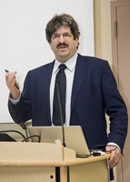 photo of Gary Ruvkun