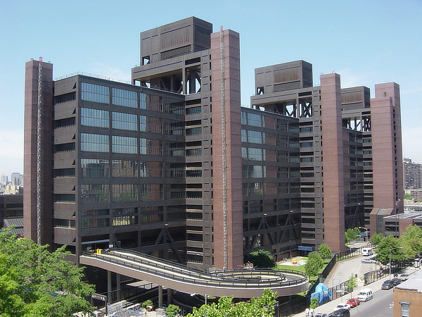 photo of Woodhull Medical Center