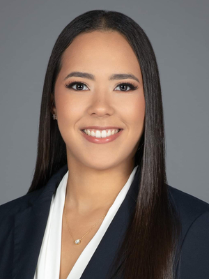 photo of Mónica De León Perazza, MD, MPH