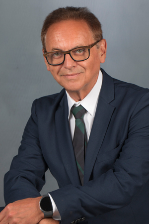 photo of Alexander Schwartzman, MD, MBA